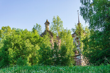Fototapeta premium destroyed Orthodox church