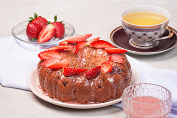 Step by step recipe for making strawberry pie on a gray background