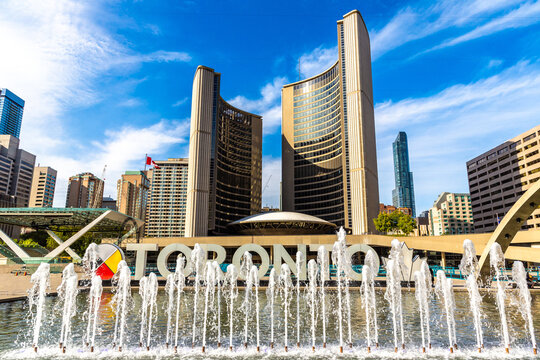 Toronto sign,  Nathan Phillips Square