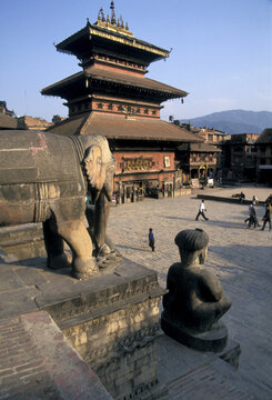 Dubar Square.