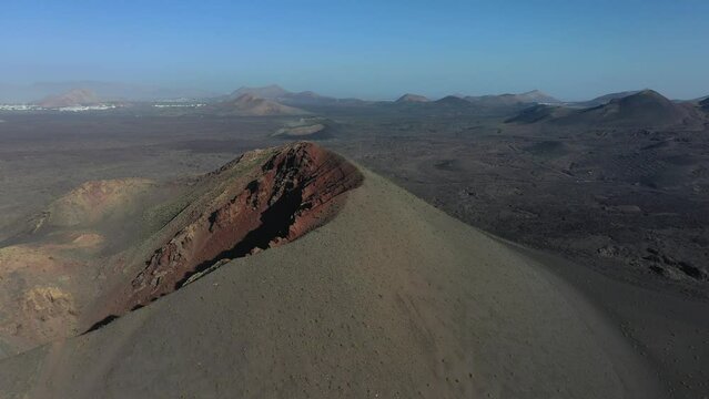 Montana Tinga - Vulkan Landschaften auf Lanzarote - Luftbildaufnahmen