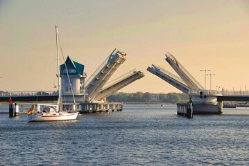 Fototapeta premium Brücke in Kappeln an der Schlei