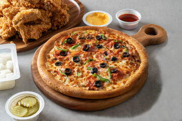 Korean food dishes pizza