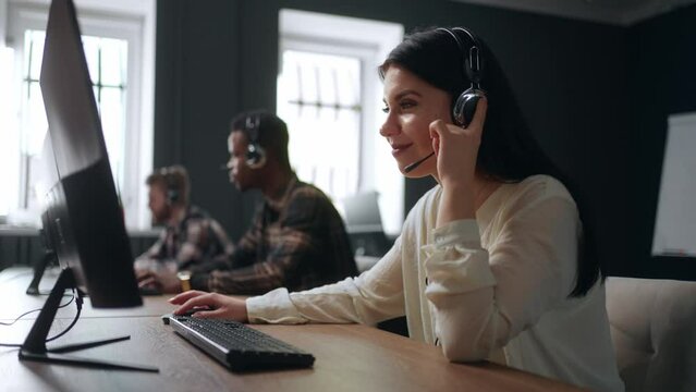 technical specialist in call center, diverse men and women worker consulting customers