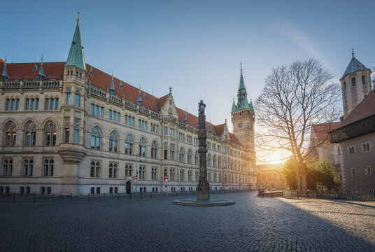 Town Hall (Rathaus) and Domplatz Square - Braunschweig, Lower Saxony, Germany