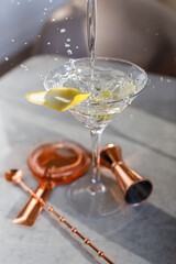 liquid, martini, party, transparent, alcohol, bar, classic, olive, refreshment, vodka, cool, elegance, splash, up, liquor, restaurant, alcoholic, isolated, white, club, counter, elegant, hour, clear, 