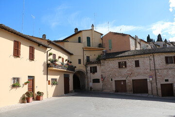 Living in Spello, Umbria Italy