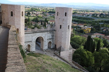 Fototapeta na wymiar Venus' gate in Spello, Umbria Italy