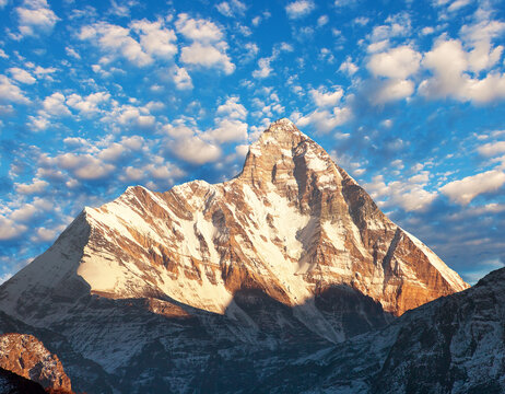 mount Nanda Devi, one of the best mounts in Himalayas