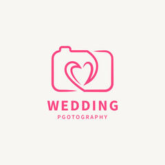 wedding photography logo design with combine camera and heart concept