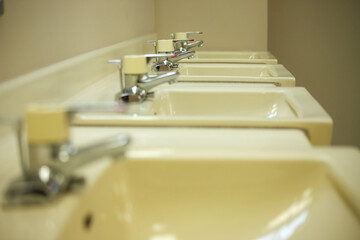 更衣室の洗面台の風景