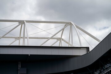 stadium roof open at the tennis