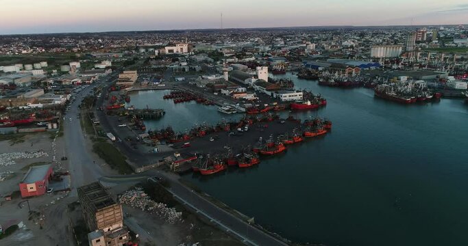 The port of the city of Mar del Plata whit your ships