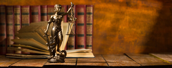 Law and justice concept. Mallet gavel of the judge, scales of justice, books. Copy space for text - obrazy, fototapety, plakaty
