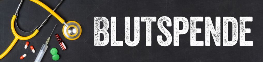  Stethoskop und Medikamente - Blutspende