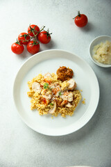 Couscous with chicken and cheese