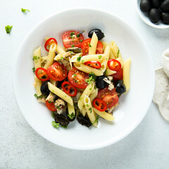 Pasta with tomatoes and olives