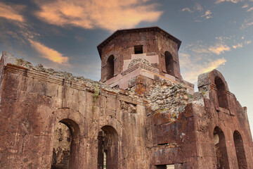 Red church byzantine history in Turkey Kızıl Kilise