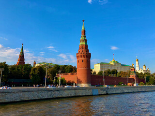 Fototapeta premium Kremlin from the Moscow river
