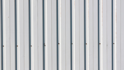 Muro  de metal corrugado