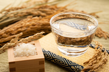 お酒　日本酒　米　お猪口　グラス