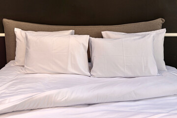 Large Pillows Bedroom