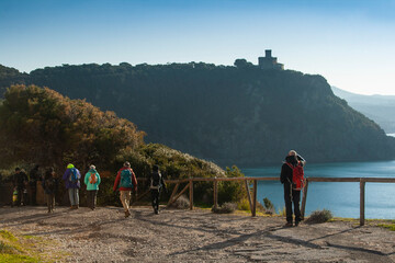 Italia, Toscana, Livorno, costa del mare a Calafuria  e castello Sonnino.