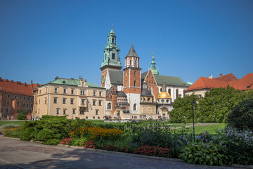 Fototapeta na wymiar Kraków, sukiennice, stare miasto w Krakowie, rynek