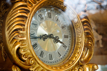Close Up Shot Of A Vintage Gilded Clock © Özgür Güvenç