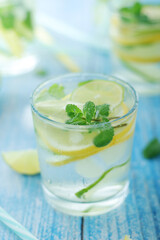 Glasses with lemon and lime lemonade