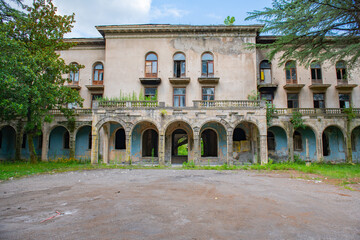 Fototapeta na wymiar Ruins of a planted building in Georgia