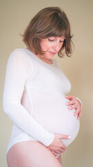 Embracing Beauty: A Journey Through Pregnancy and Body Image. Maternity beautiful 9 month pregnancy - 05