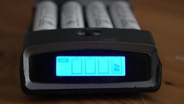Charging battery process, lithium AA AAA rechargeable battery