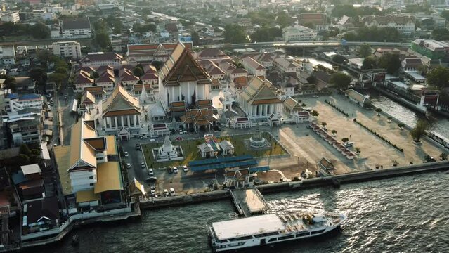 Wat Kalayanamit Woramahawihan in Bangkok Thailand