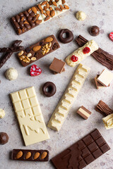 Chocolates, dulces, bombones, mesa.