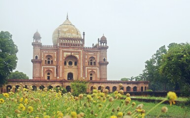 Tomb of Safdar Jang  ( Safdarjung Tomb ) Delhi, india 
