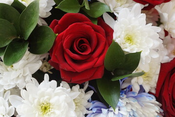 bouquet of red roses