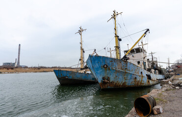 old ship ran aground in Ukraine