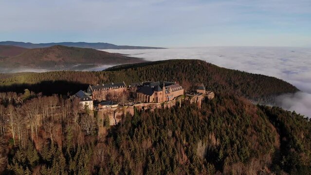 Vue a&eacute;rienne du Mont-Sainte Odile-Mer de nuages sur la plaine d'Alsace-Massif des Vosges, Alsace