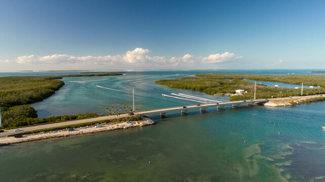 Florida Keys Islamorada Whale Harbor Bridge