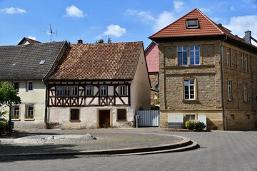 Häuser an der Strasse in Alsenz / Nordpfalz