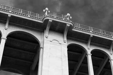 Colorado Street Bridge in Pasadena, California, USA. Built in 1913 it is on the National Register of Historic Places. It has been designated a National Historic Civil Engineering Landmark.