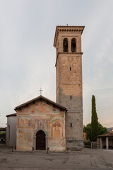 Obraz premium medieval city in Italy at sunny day