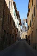 Fototapeta na wymiar Street in San Quirico d'Orcia, Tuscany Italy