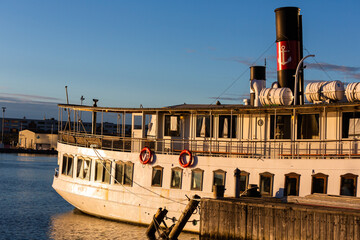 Ships in Swedish ports in summer
