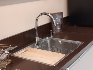 Pia com torneira - sink with faucet