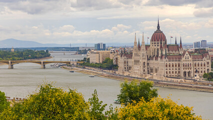 Fototapeta premium Hungarian Parliament Budapest