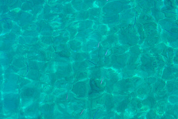 Türkis/Azurblaues Meerwasser in Kreta, Griechenland 