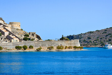 Fototapeta na wymiar Insel Spinalonga (Kalydon) in Elounda, Agios Nikolaos, Kreta (Griechenland)