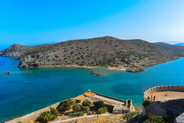 Fototapeta na wymiar Blick von der Festung Spinalonga (Kalydon) auf die Halbinsel, Agios Nikolaos, Kreta (Griechenland)